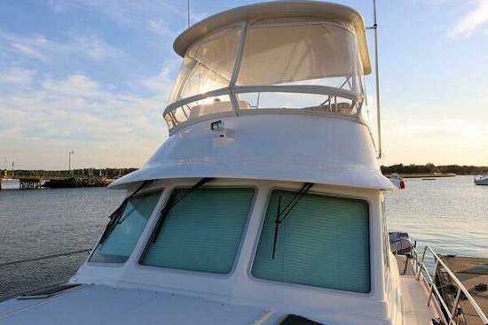 Sabre 48 Flybridge Sedan Yacht For Sale