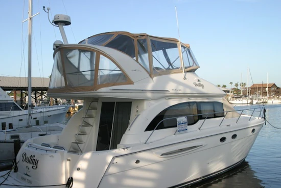 Meridian 411 Sedan Yacht For Sale