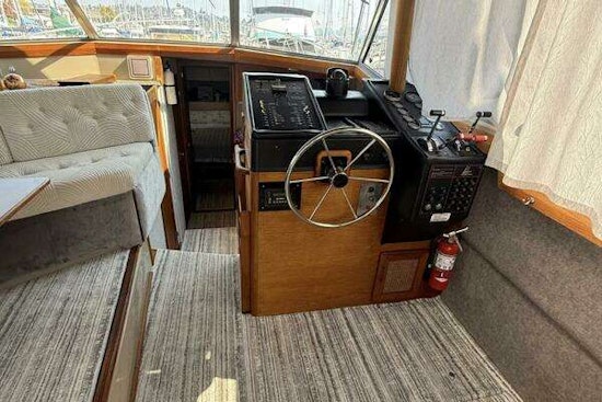 Bayliner 3870 Motoryacht Yacht For Sale