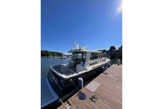 Sabre 42 Salon Express Yacht For Sale