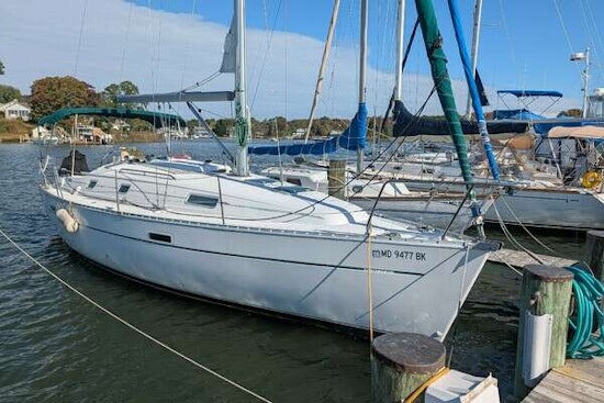 Beneteau Oceanis 331 Yacht For Sale