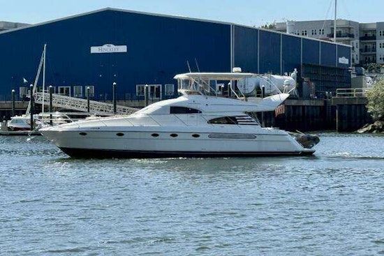 Fairline Squadron 55 Yacht For Sale