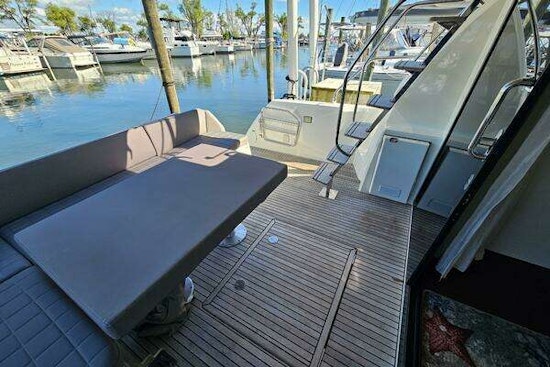 Prestige 460 Fly Yacht For Sale