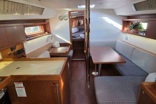 Beneteau Oceanis 41 Yacht For Sale