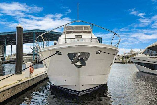 Marquis 690 Yacht For Sale