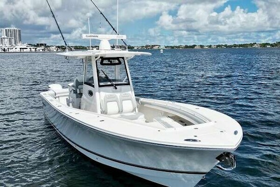 Regulator 31FS Yacht For Sale
