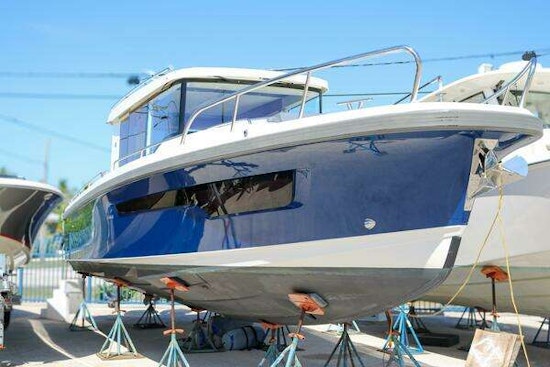 Nimbus C-11 Yacht For Sale