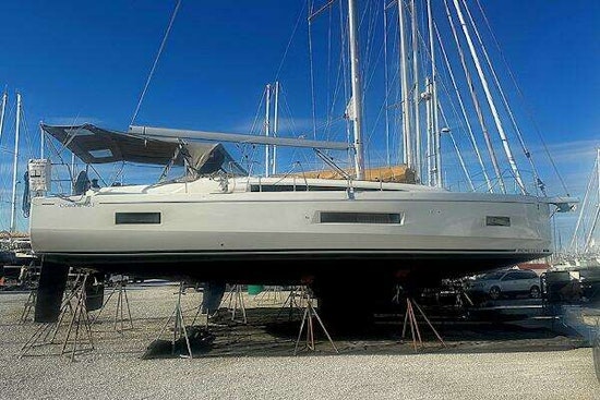 Beneteau Oceanis 40.1 Yacht For Sale