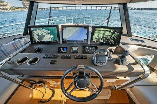 Prestige X70 Yacht For Sale