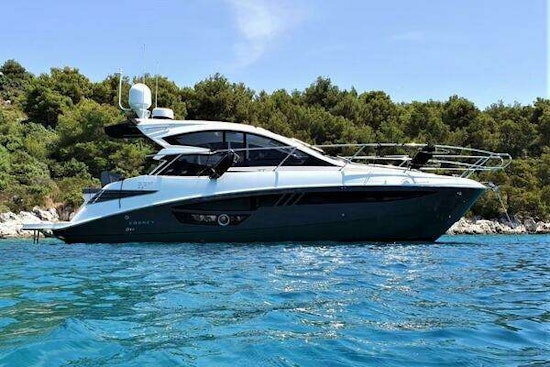 Cobrey 33 HT Yacht For Sale