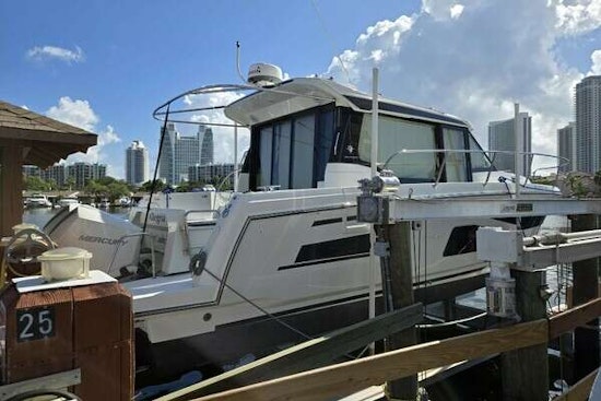 Jeanneau NC 1095 Yacht For Sale