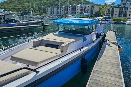 Axopar 37 Cross Cabin Yacht For Sale