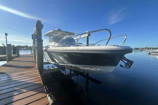 Nimbus T9 Yacht For Sale