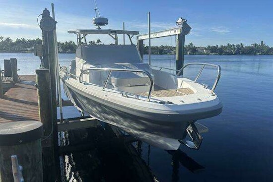 Nimbus T9 Yacht For Sale