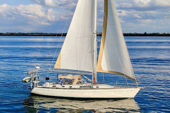 Oyster Lightwave 48 Yacht For Sale