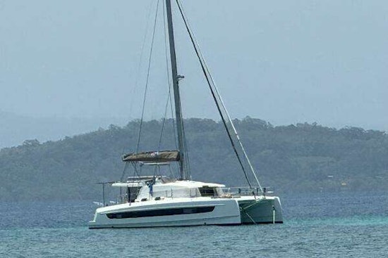 Bali 4.2 Yacht For Sale