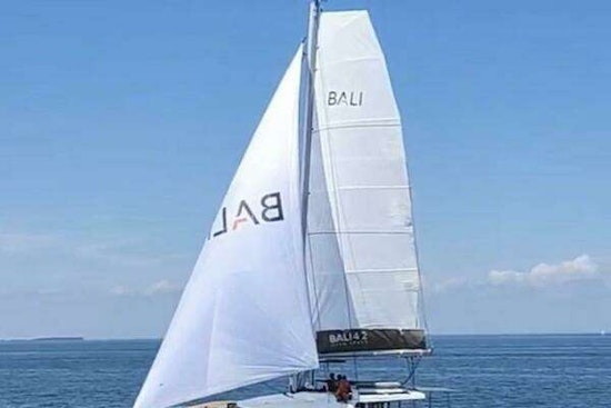 Bali 4.2 Yacht For Sale