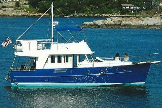 Beneteau Swift Trawler 42 Yacht For Sale