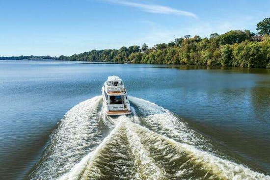 Carver  Yacht For Sale