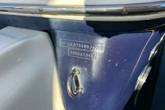 Sea Ray 320 Sundancer Yacht For Sale