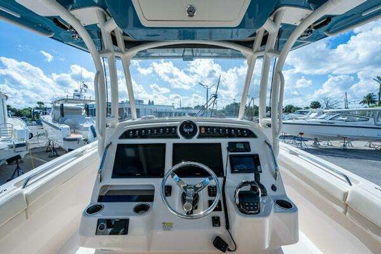 Grady-White Canyon 326 Yacht For Sale