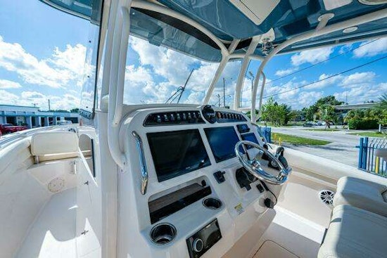 Grady-White Canyon 326 Yacht For Sale