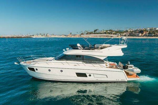 Bavaria Virtess 420 Yacht For Sale