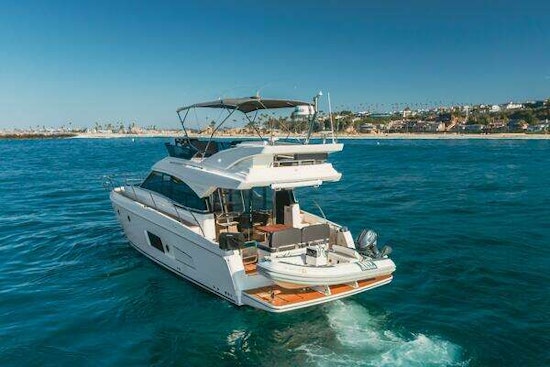 Bavaria Virtess 420 Yacht For Sale