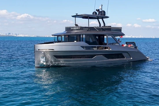 Explorer EX62 Yacht For Sale