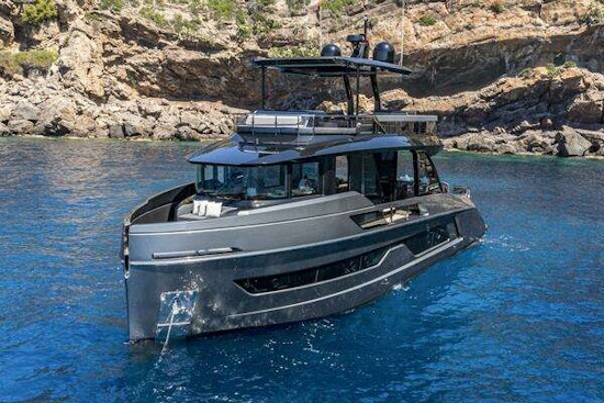 Explorer EX62 Yacht For Sale