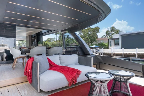 Explorer EX62 Yacht For Sale