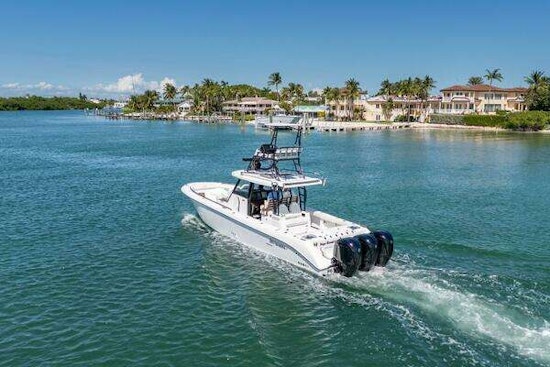 Everglades 375 Center Console Yacht For Sale