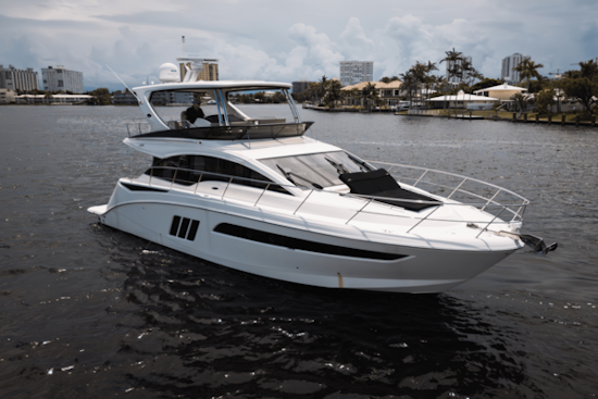 Sea Ray 510 FLYBRIDGE Yacht For Sale