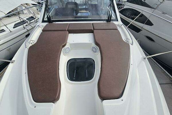 Sea Ray Sundancer 350 Coupe Yacht For Sale