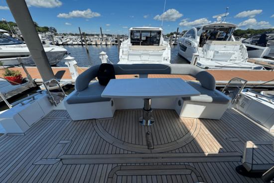 Galeon 500 FLY Yacht For Sale