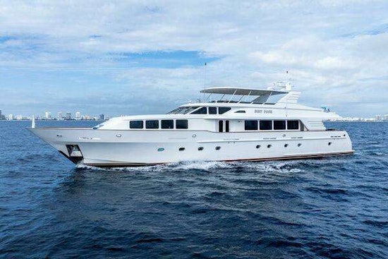 Trinity Yachts  Yacht For Sale