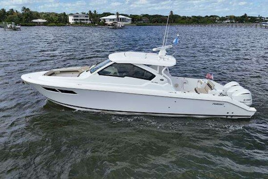 Pursuit  Yacht For Sale