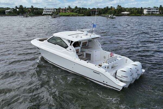 Pursuit  Yacht For Sale