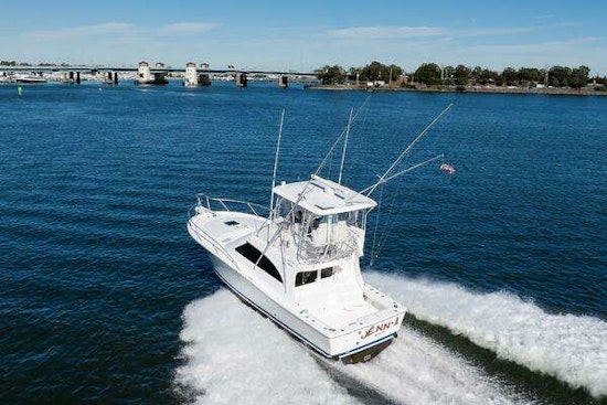 Luhrs 36 Convertible Yacht For Sale