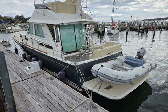 Sabre 48 Flybridge Yacht For Sale