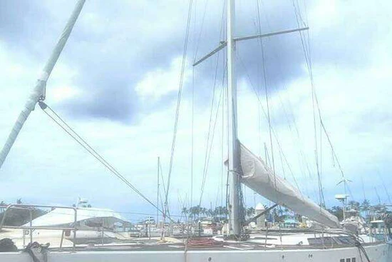 Hanse 630e Yacht For Sale