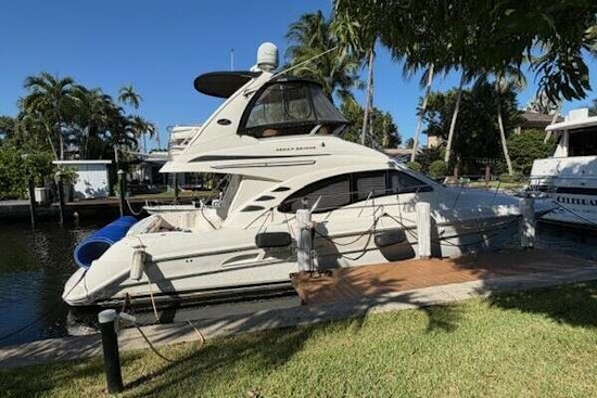 Sea Ray 42 Sedan Bridge Yacht For Sale