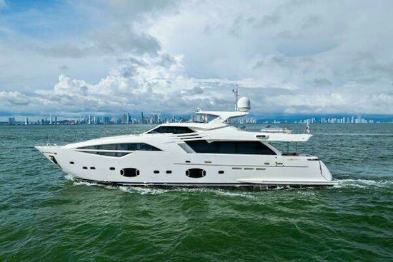 Custom Line 100 Yacht For Sale