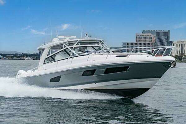 2022 Intrepid 477 Evolution 47' Yacht For Sale | R&R 5 | Seattle