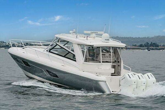 Intrepid 477 Evolution Yacht For Sale