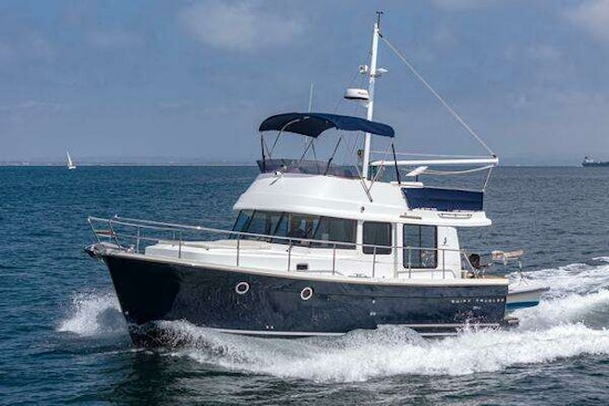 Beneteau Swift Trawler 34 Yacht For Sale