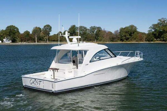 Cabo 40 Hardtop Express Yacht For Sale