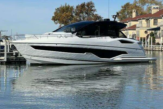 Sunseeker 55 Predator Yacht For Sale