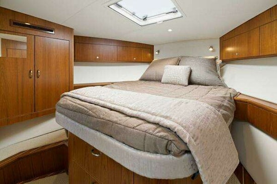 Cabo 44 Hardtop Express Yacht For Sale