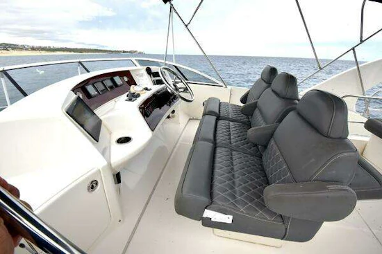 Silverton 38 Sport Bridge Yacht For Sale